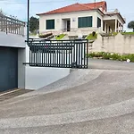The Gray House Nyaraló *